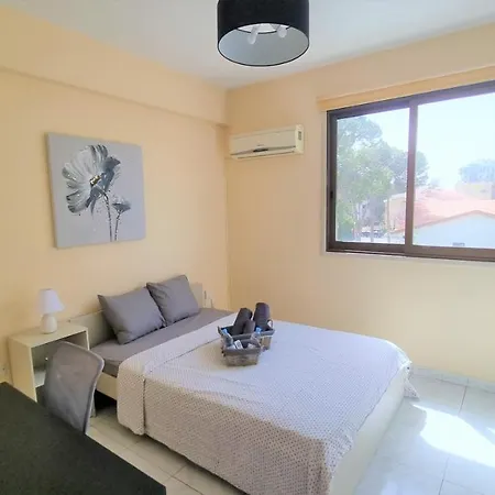 Comfy In A Shared Near Salt Lake With Internet And Netflix דירה *